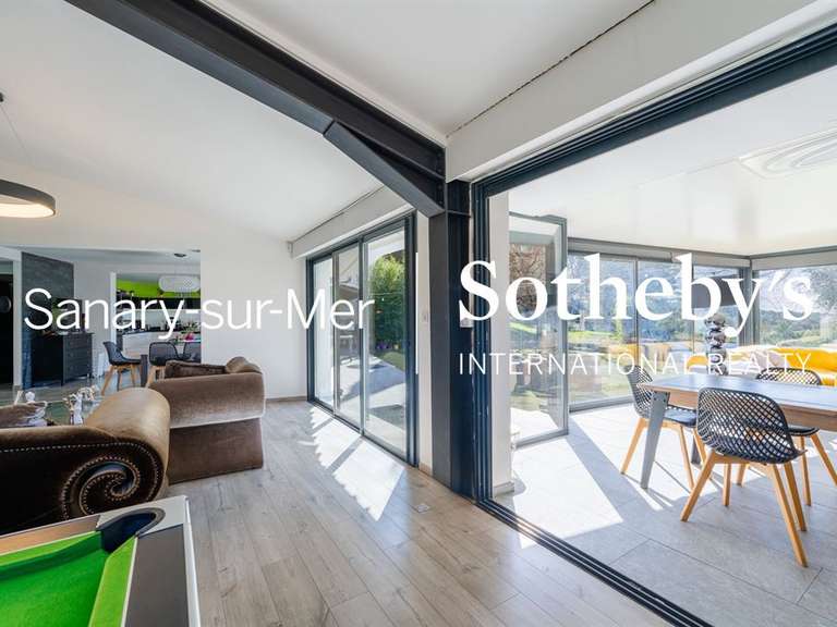 House Sanary-sur-Mer - 7 bedrooms - 453m²
