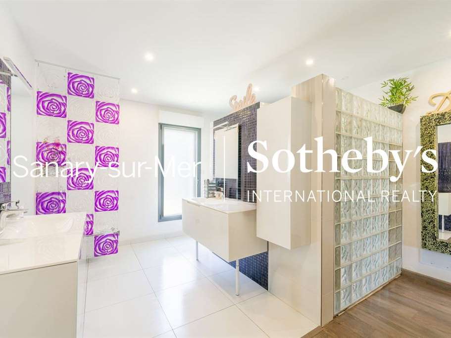 House Sanary-sur-Mer