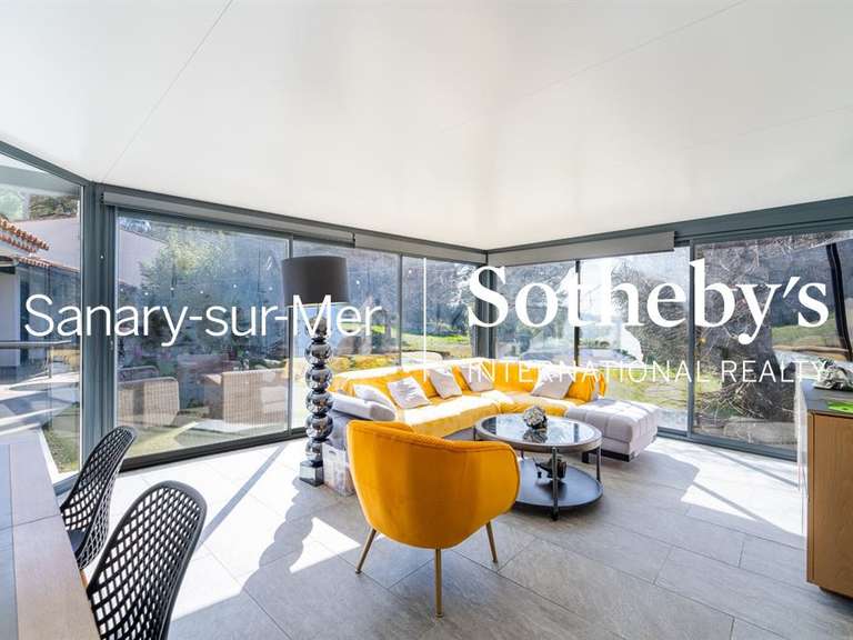 House Sanary-sur-Mer - 7 bedrooms - 453m²