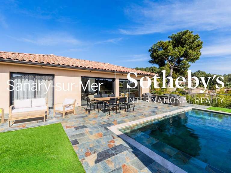 House Sanary-sur-Mer - 4 bedrooms - 215m²