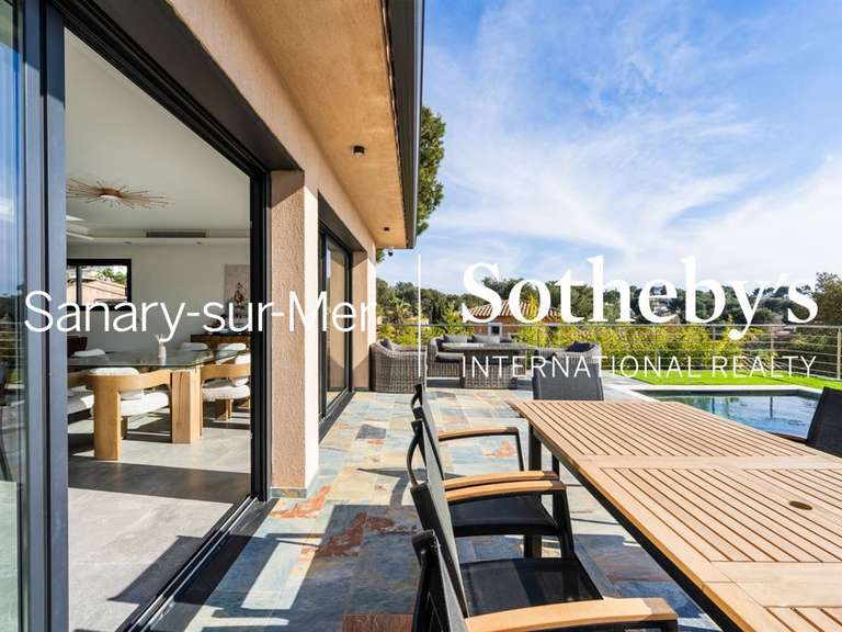 House Sanary-sur-Mer - 4 bedrooms - 215m²