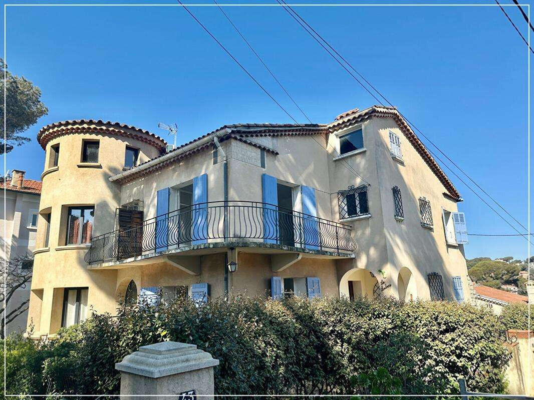 House Sanary-sur-Mer