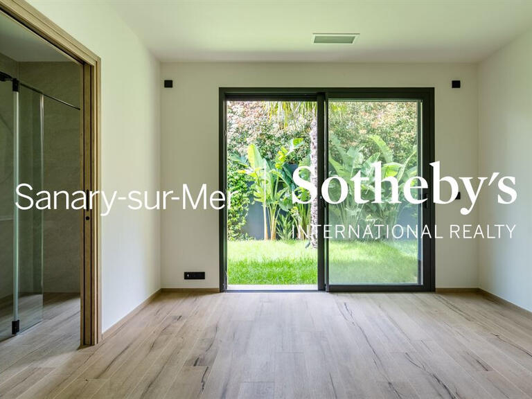Maison Sanary-sur-Mer - 4 chambres - 215m²