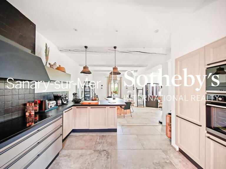 Maison Sanary-sur-Mer - 6 chambres - 400m²