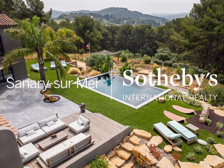 Maison Sanary-sur-Mer - 5 chambres - 341m²