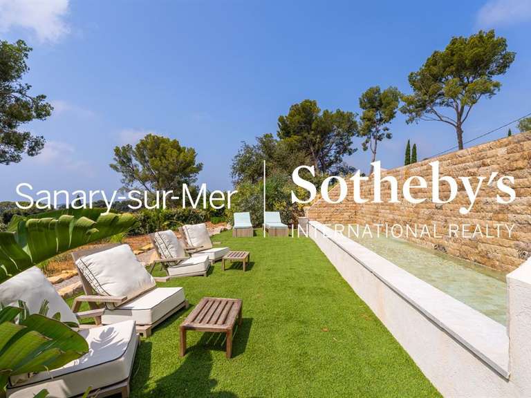 Maison Sanary-sur-Mer - 5 chambres - 341m²