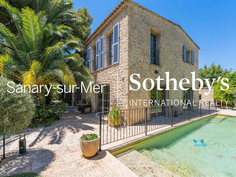 Maison Sanary-sur-Mer - 5 chambres - 430m²