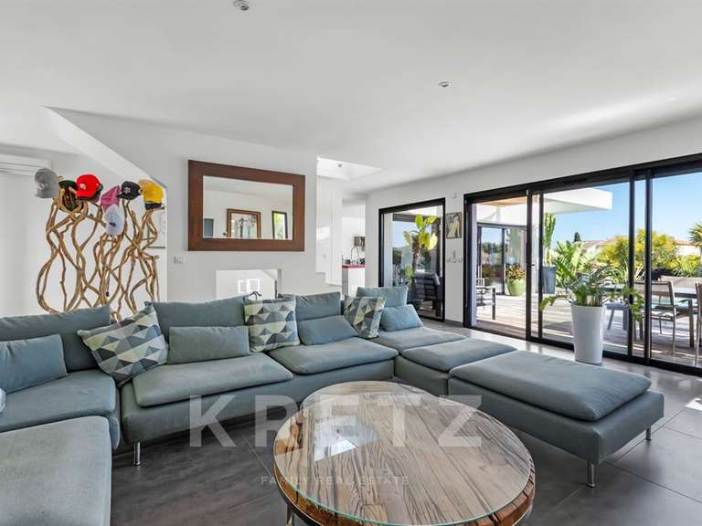 House Sanary-sur-Mer - 4 bedrooms - 250m²