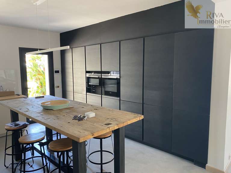 House Sanary-sur-Mer - 5 bedrooms - 230m²