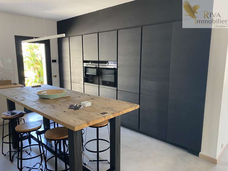 House Sanary-sur-Mer - 5 bedrooms - 230m²