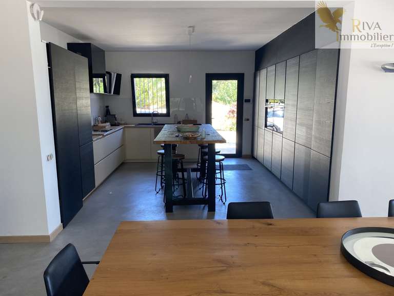 House Sanary-sur-Mer - 5 bedrooms - 230m²