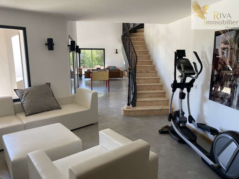 House Sanary-sur-Mer - 5 bedrooms - 230m²