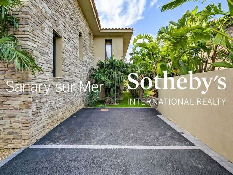 House Sanary-sur-Mer - 4 bedrooms - 190m²