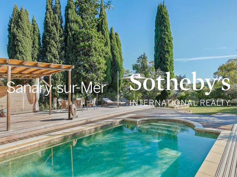 House with Sea view Sanary-sur-Mer - 5 bedrooms - 290m²