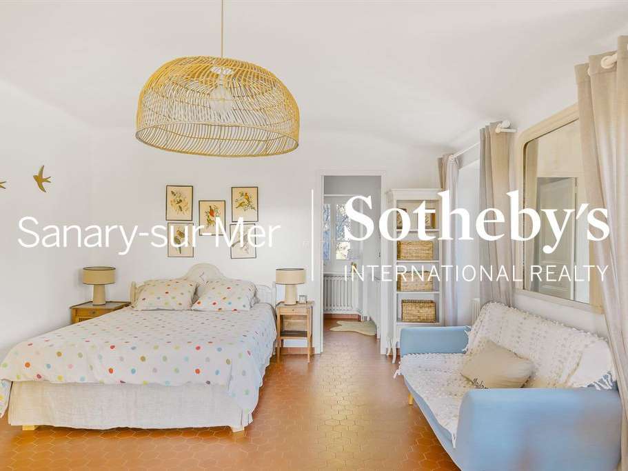 House Sanary-sur-Mer