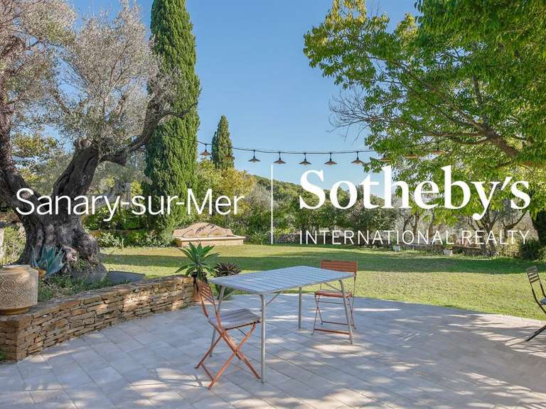 House with Sea view Sanary-sur-Mer - 5 bedrooms - 290m²