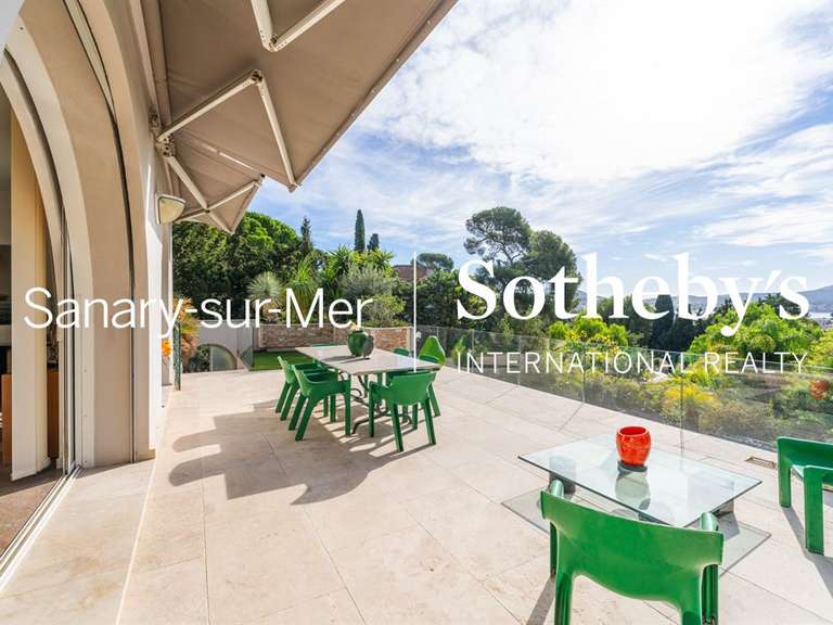 House with Sea view Sanary-sur-Mer - 4 bedrooms - 400m²