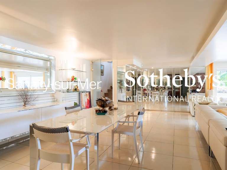 House with Sea view Sanary-sur-Mer - 4 bedrooms - 400m²