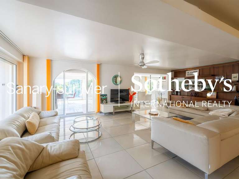 House with Sea view Sanary-sur-Mer - 4 bedrooms - 400m²