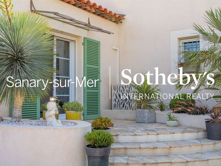 House Sanary-sur-Mer