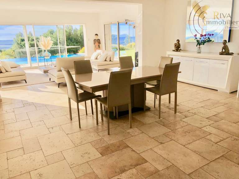 House with Sea view Sanary-sur-Mer - 4 bedrooms - 330m²