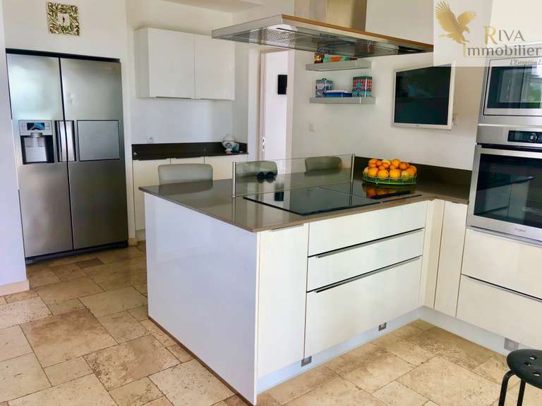 House with Sea view Sanary-sur-Mer - 4 bedrooms - 330m²