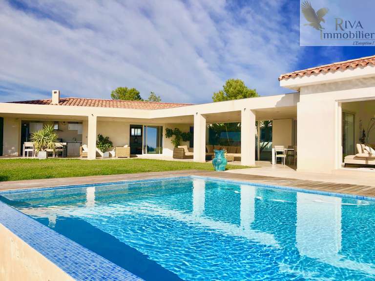 House with Sea view Sanary-sur-Mer - 4 bedrooms - 330m²