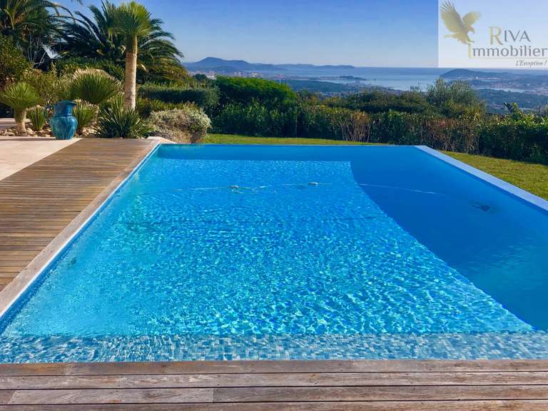 House with Sea view Sanary-sur-Mer - 4 bedrooms - 330m²