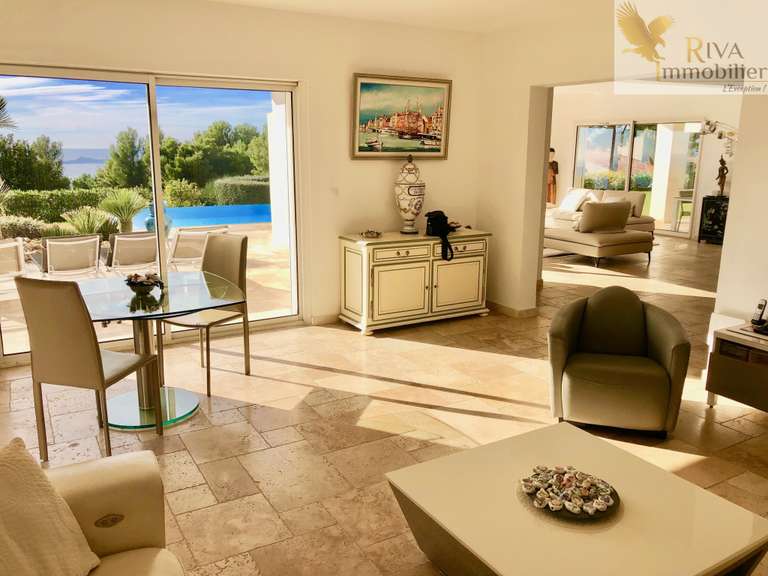 House with Sea view Sanary-sur-Mer - 4 bedrooms - 330m²