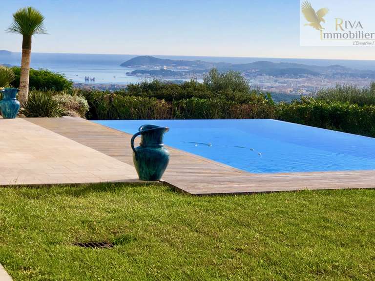 House with Sea view Sanary-sur-Mer - 4 bedrooms - 330m²