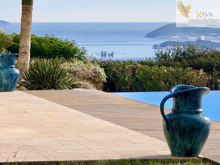 House with Sea view Sanary-sur-Mer - 4 bedrooms - 330m²