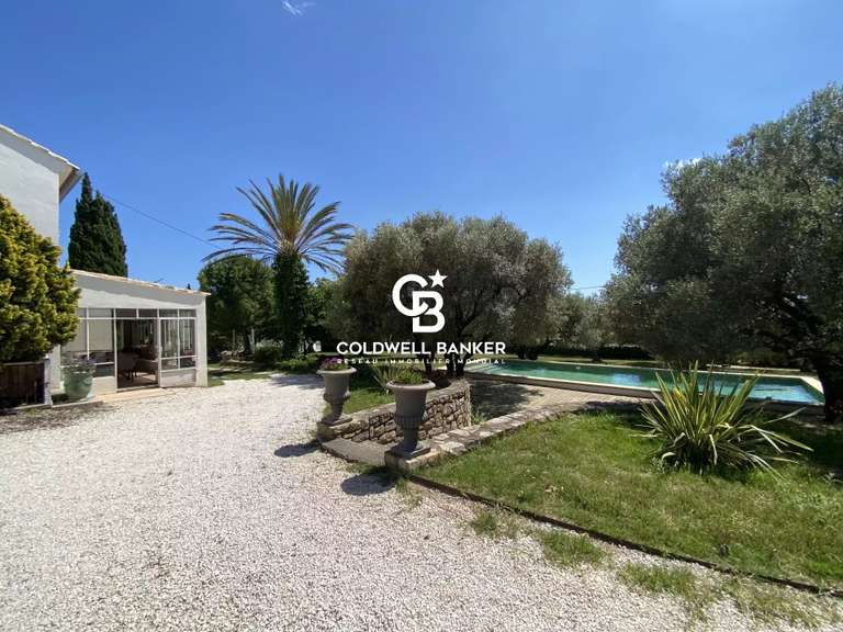 Maison Sanary-sur-Mer - 4 chambres - 151m²