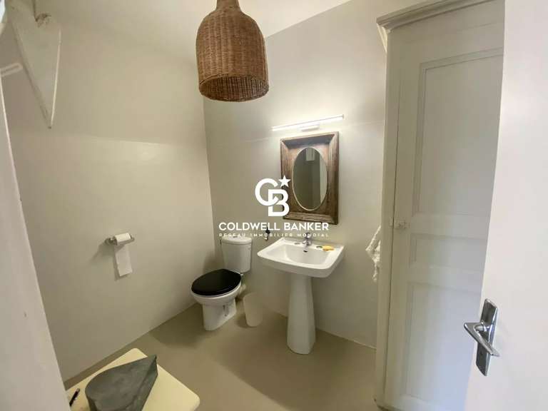 House Sanary-sur-Mer - 4 bedrooms - 151m²