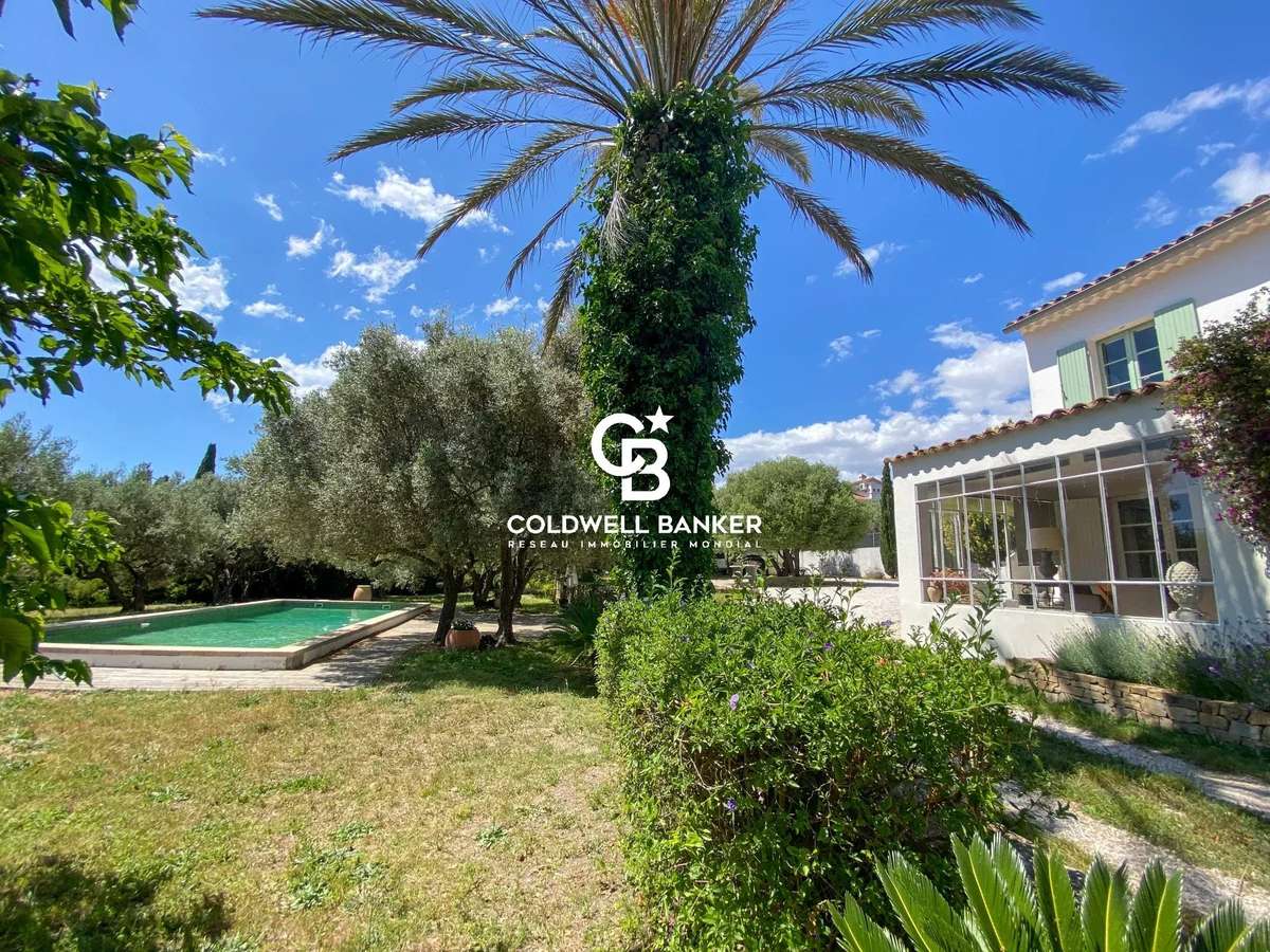 House Sanary-sur-Mer