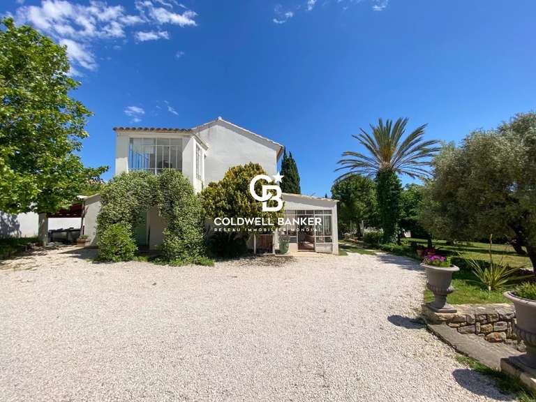 House Sanary-sur-Mer - 4 bedrooms - 151m²