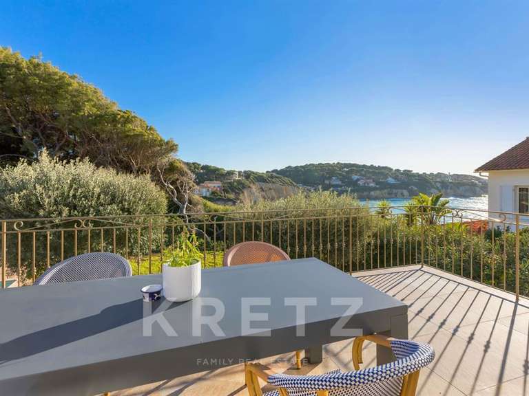 House with Sea view Sanary-sur-Mer - 4 bedrooms - 120m²