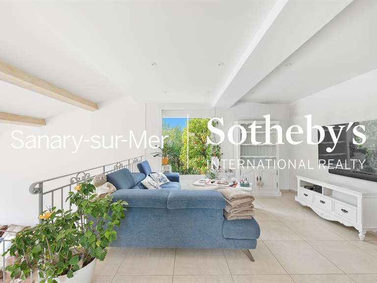 Maison Sanary-sur-Mer - 5 chambres - 225m²