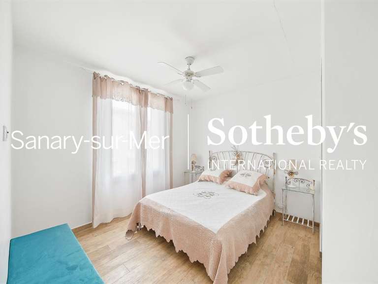 Maison Sanary-sur-Mer - 5 chambres - 225m²