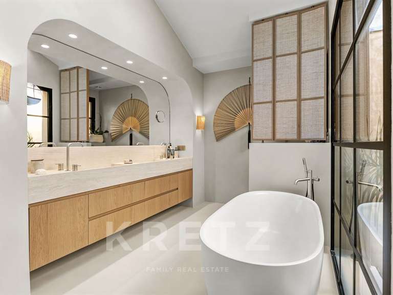 Maison Sanary-sur-Mer - 4 chambres - 280m²