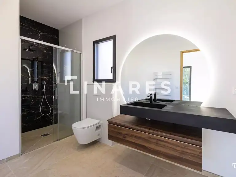 Maison Sanary-sur-Mer - 5 chambres - 234m²