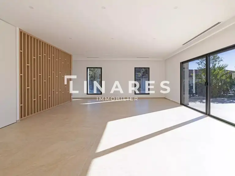 Maison Sanary-sur-Mer - 5 chambres - 234m²