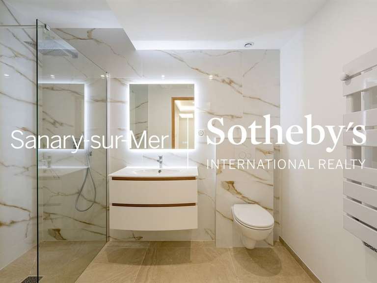 Maison Sanary-sur-Mer - 5 chambres - 234m²