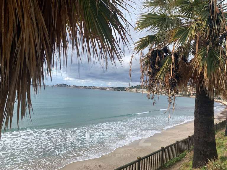 Maison Sanary-sur-Mer - 220m²