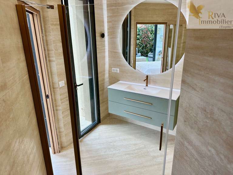 Maison Sanary-sur-Mer - 4 chambres - 184m²