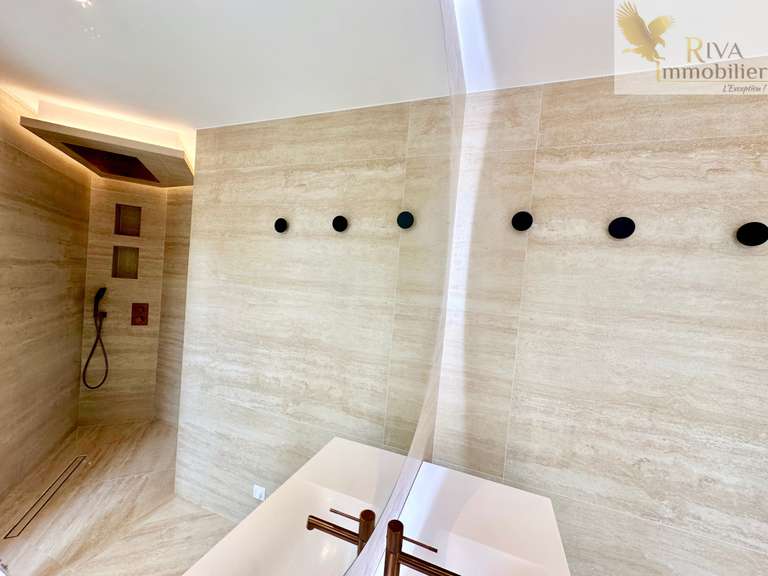 Maison Sanary-sur-Mer - 4 chambres - 184m²