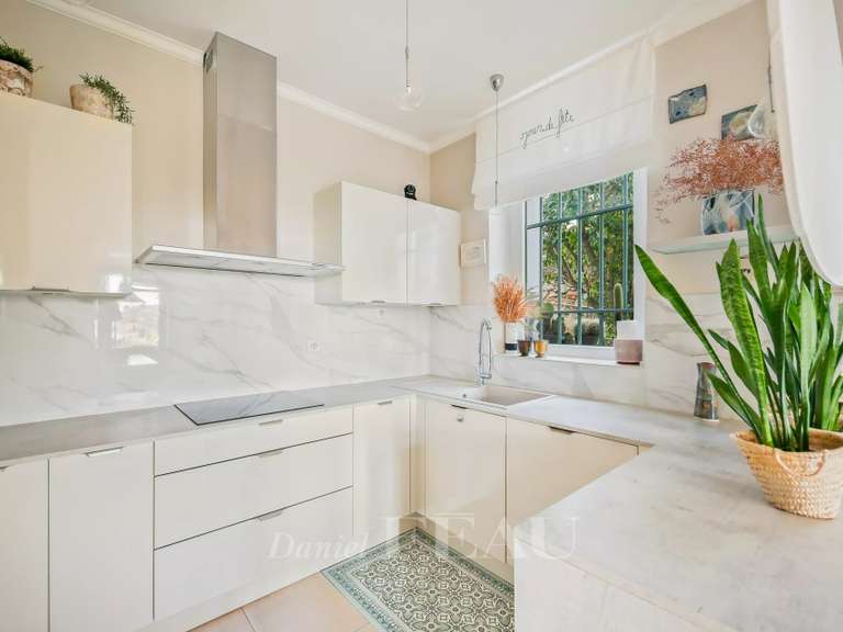 Maison Sanary-sur-Mer - 4 chambres - 129m²