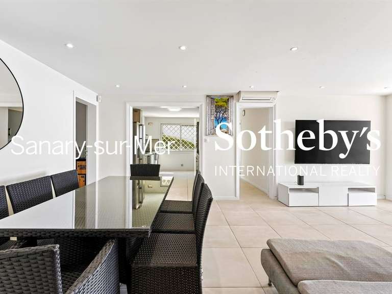 House with Sea view Sanary-sur-Mer - 4 bedrooms - 120m²