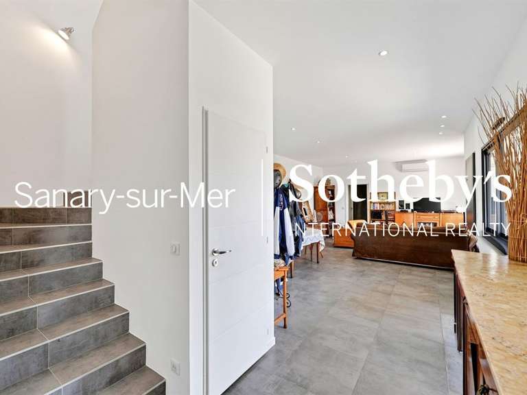Maison Sanary-sur-Mer - 3 chambres - 132m²