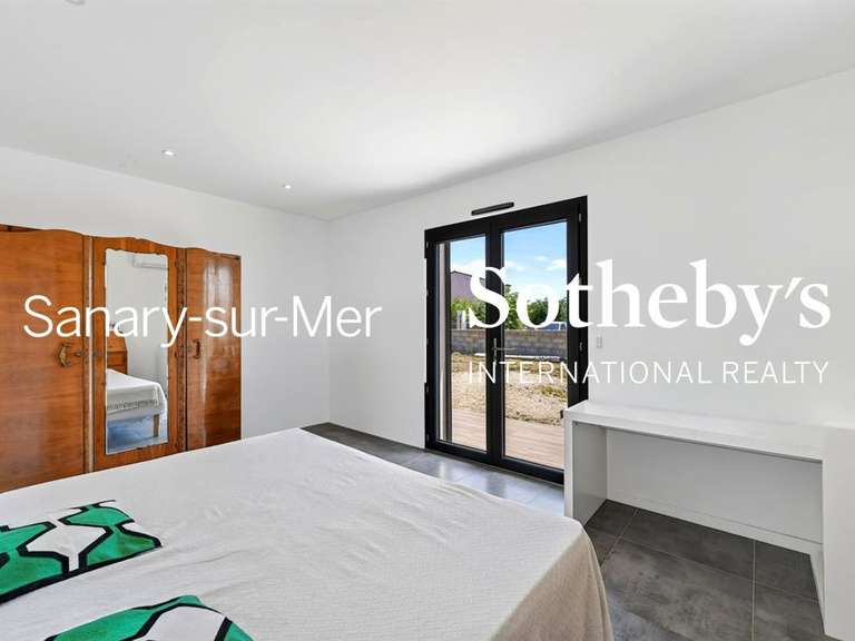 Maison Sanary-sur-Mer - 3 chambres - 132m²