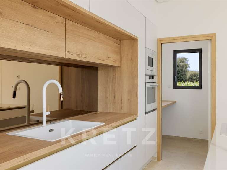 Maison Sanary-sur-Mer - 4 chambres - 202m²
